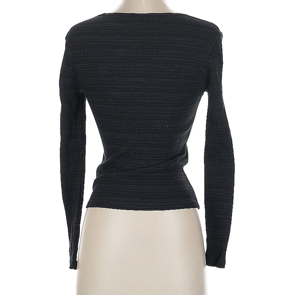 Levi's Black Long Sleeve Top - Picture 3 of 4